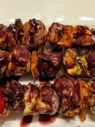 Chicken skewers with Malbec wine