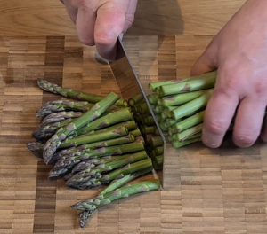 Cut the asparagus