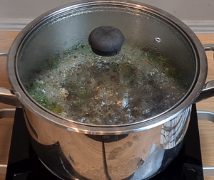 Boiling water for cucumbers