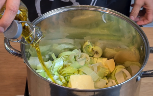 Saute leeks with butter and oil