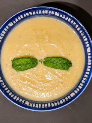 Cauliflower & Pear Soup