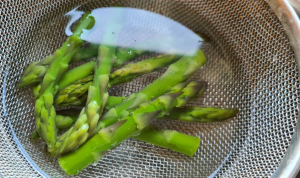 Blanch Asparagus