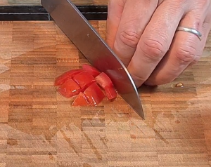 Cut tomato