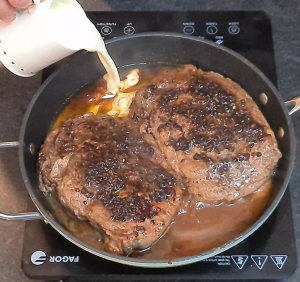 Steak au poivre