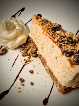 Baileys & Dulce De Leche Cheesecake