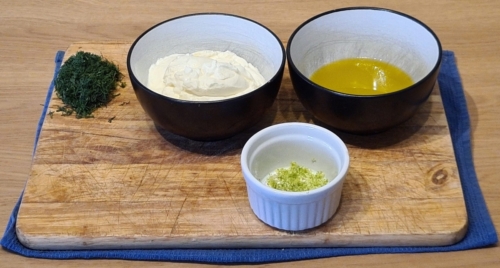 Tzatziki ingredients